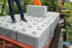 модульні блоки лб доставляються автоманіпулятором та фурою з причепом до 22 т